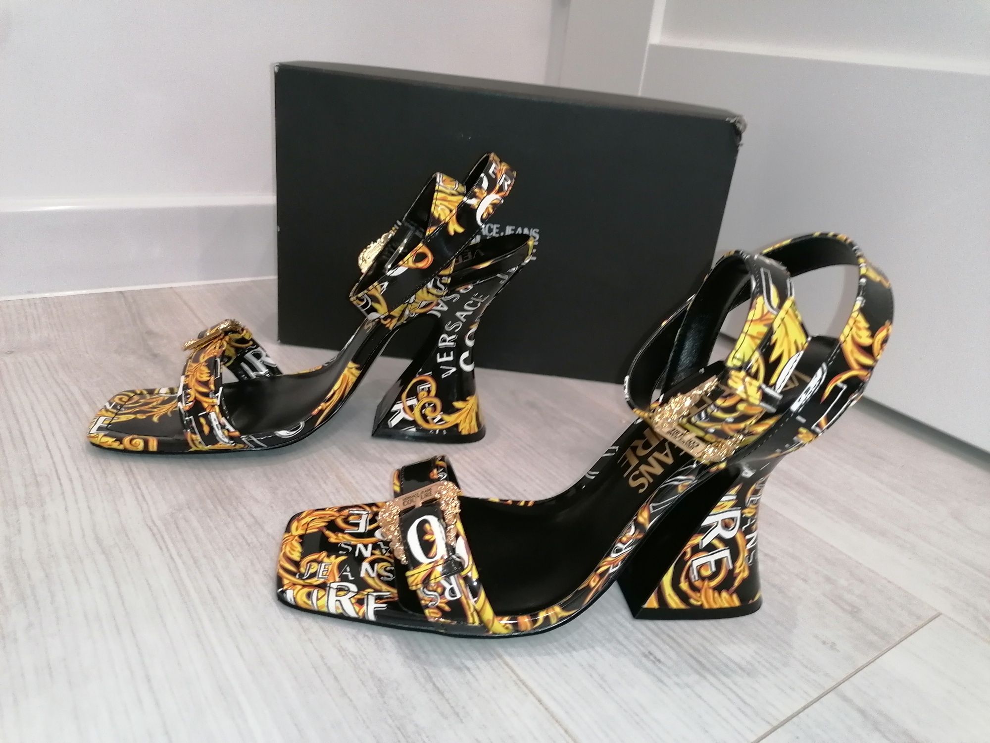 Sandaly  Damskie  NA Obcasie  VERSACE JEANS COUTURE r. 41