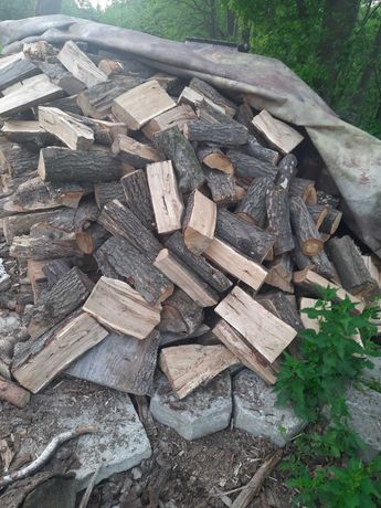 Drewno opałowe kominkowe sezonowane dąb jesion drzewo