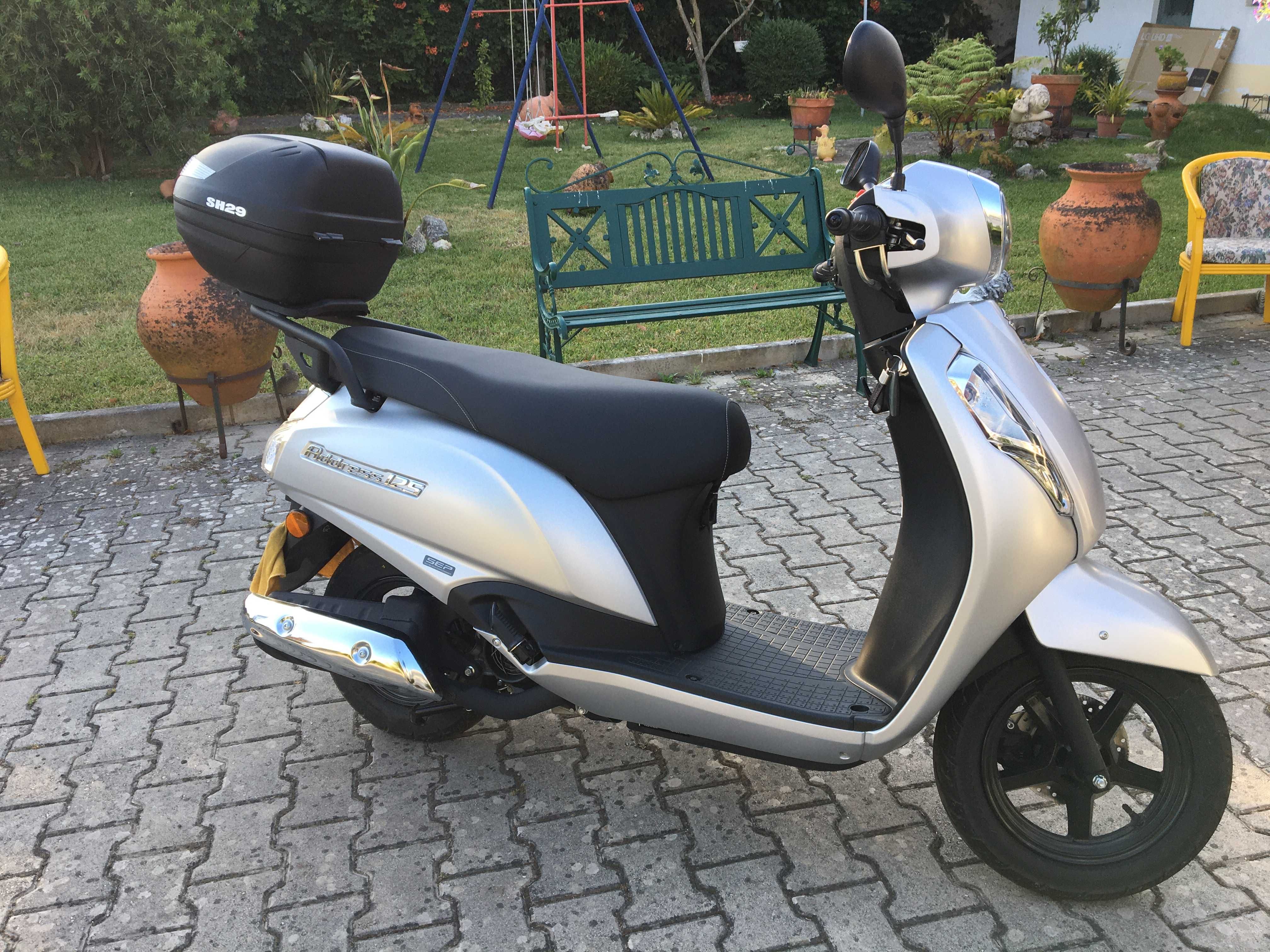 Moto / Scooter Susuki 125