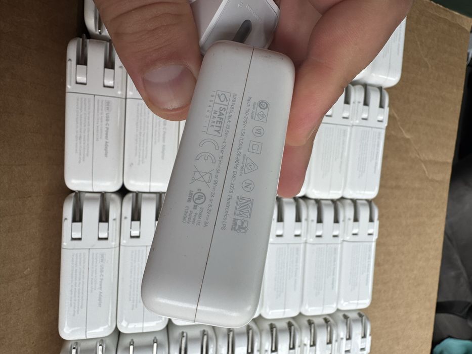 Apple USB-C 96w Power Adapter зарядка для макбука A2166