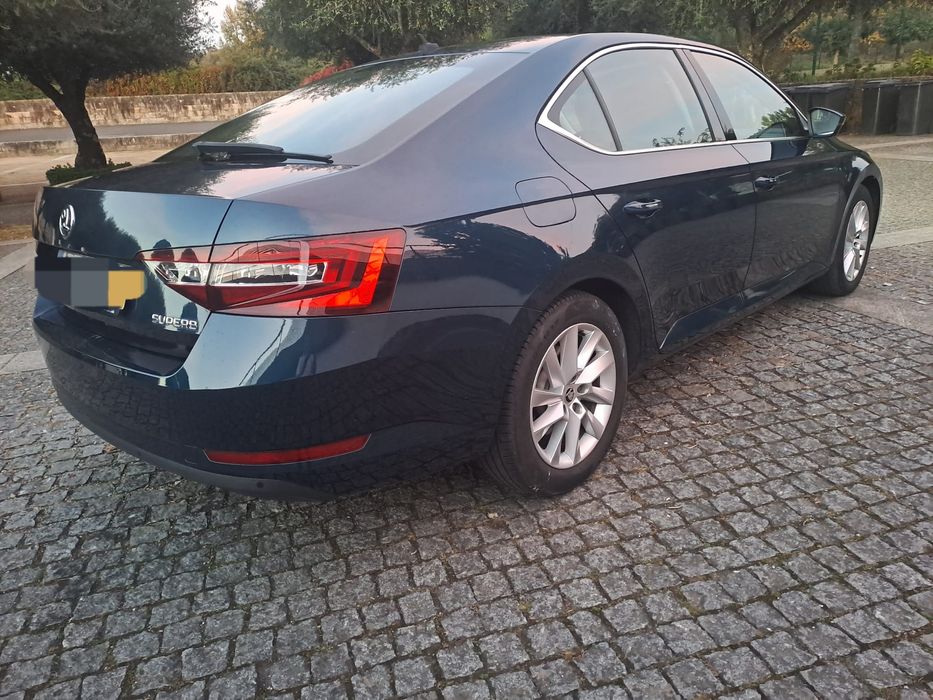 Skoda Superb 2.0 de 190 Cv 145 mil km
