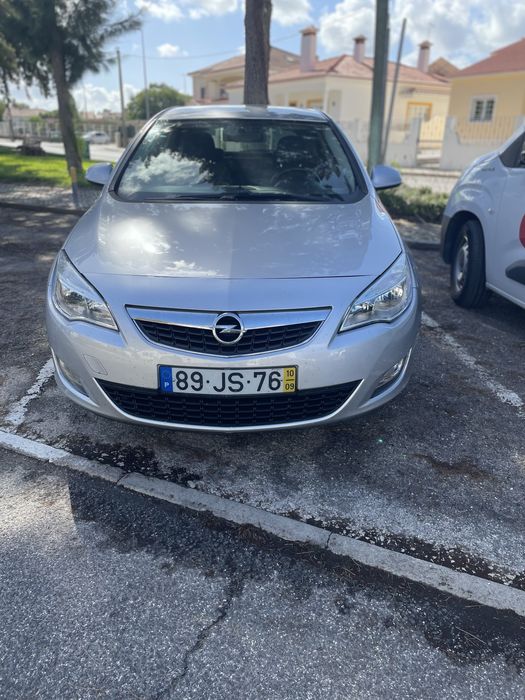Opel Astra J