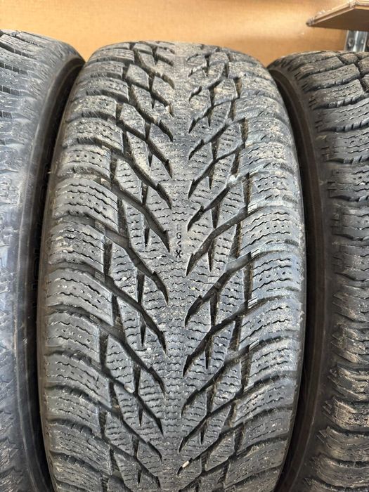 шини 235/55 R19 Nokian Hakkapeliitta R3 зима 4 шт