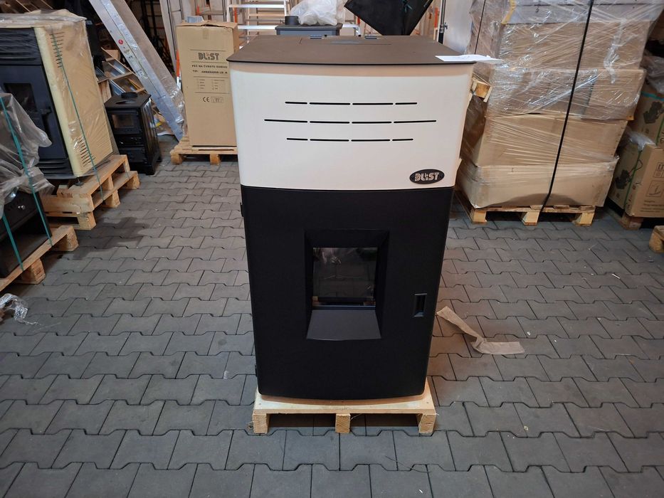 Piec Kocioł na pellet BLIST Sahara 21KW z płaszczem wodnym ECODESIGN