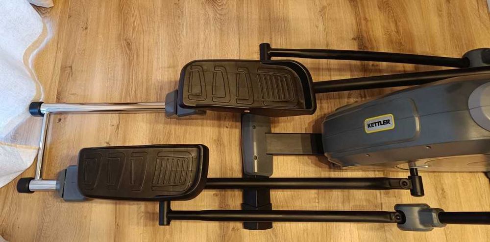 Orbitrek Kettler Elliptical Axos P