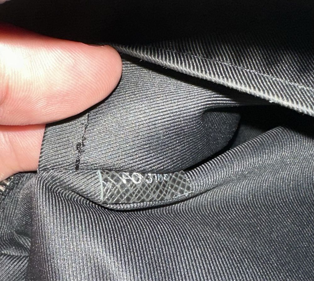 Плечевая сумка Louis Vuitton