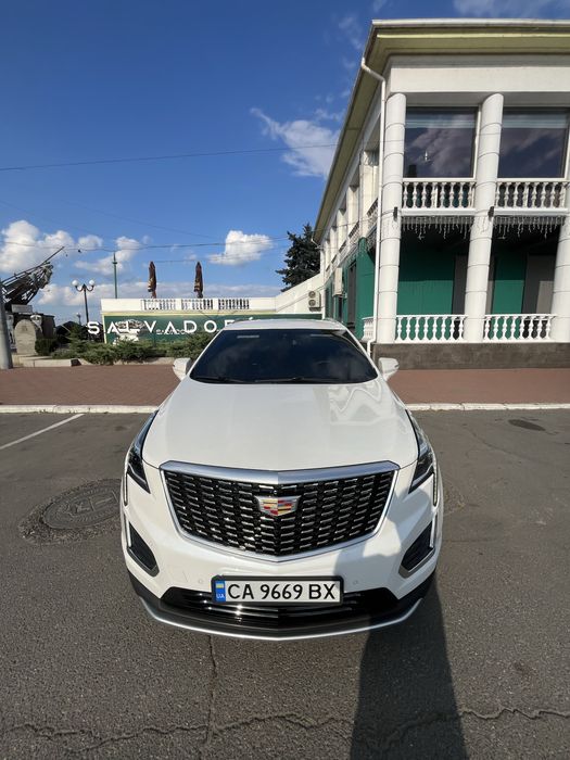 Продам Cadillac XT5