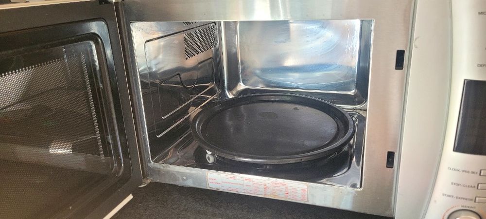 Microondas cinzento Inox