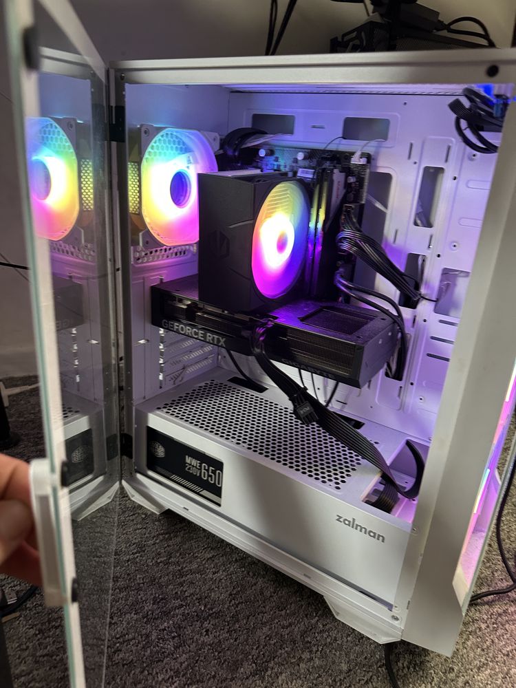 Stanowisko gamingowe, RTX 4070