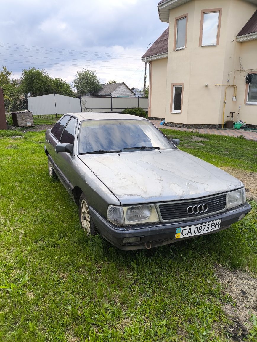 Audi 100 c3 2.3L