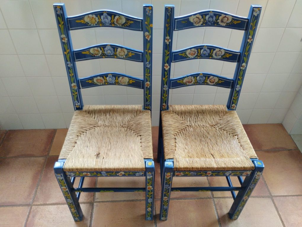 Mesa de Cozinha e Bancos
