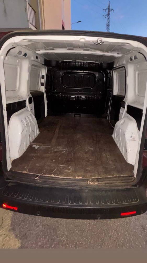 Opel Combo.