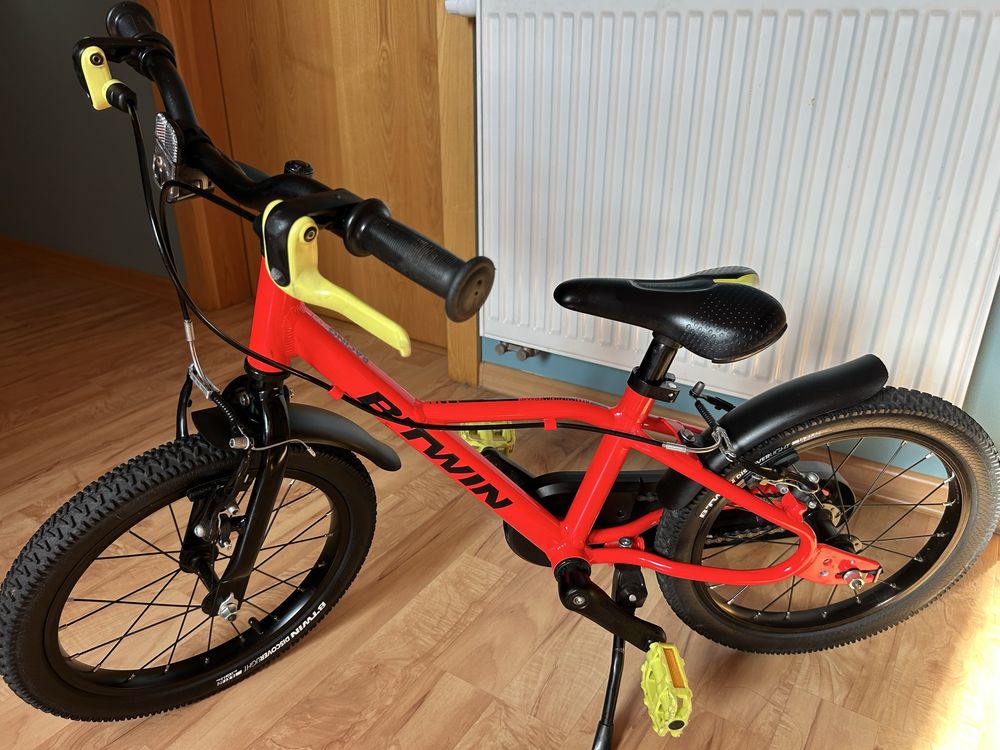 Rowerek dzieciecy Btwin 900 Alu Racing 16 cali 7,3 kg