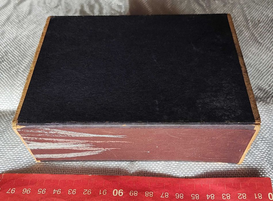 Caixa de fósforos gigante - muito antiga