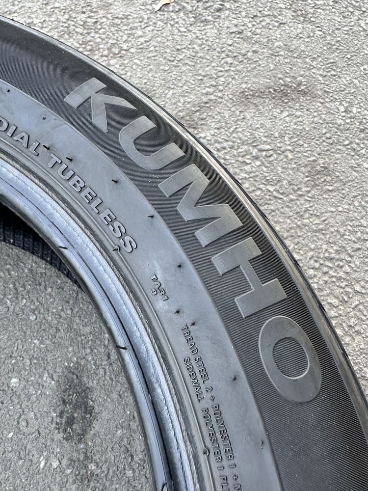 Шини 215 55 17 94V Kumho Solus TA31 комплект