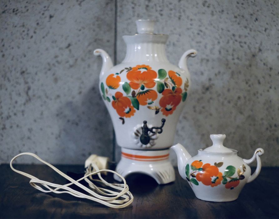 Samowar porcelanowy
