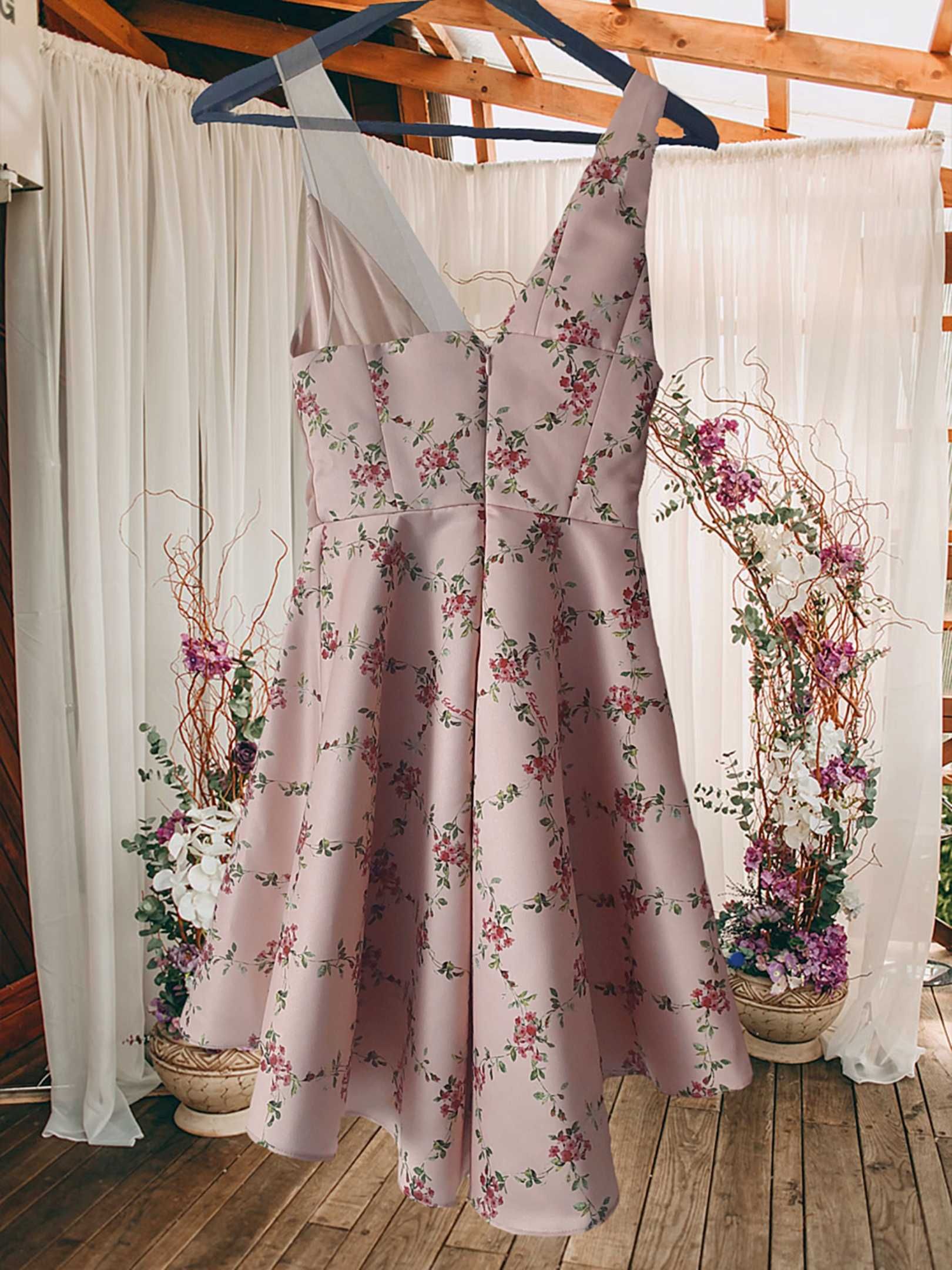 Sukienka Elisabetta Franchi Koktajlowa