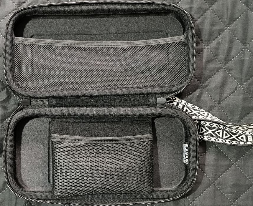 Nintendo Switch edição Pokémon Scarlet & Violet