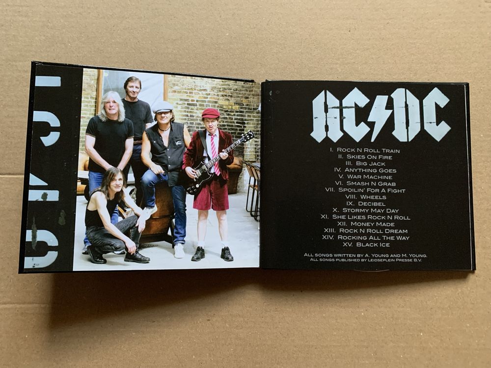 AC/DC - Black Ice. ( Deluxe Edition ) Digipak 2008 .