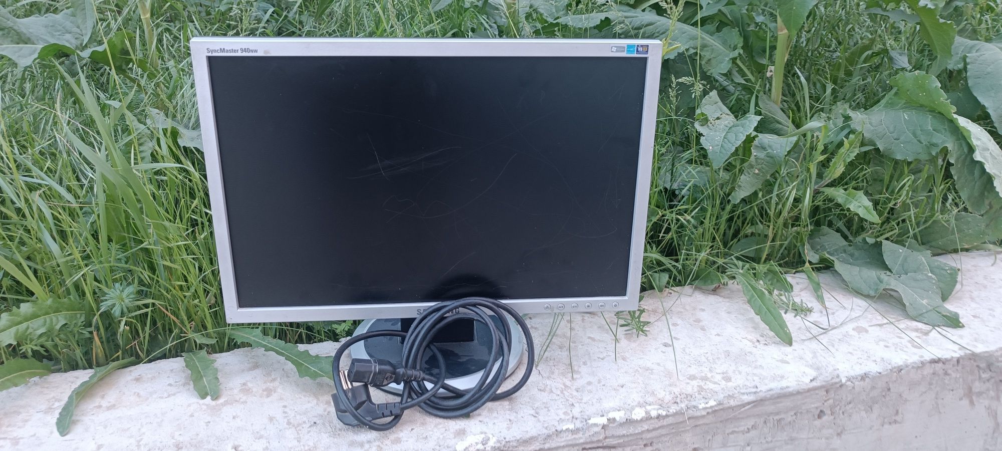 Продам Монитор Samsung SyncMaster 940NW.    

Описание

Широ