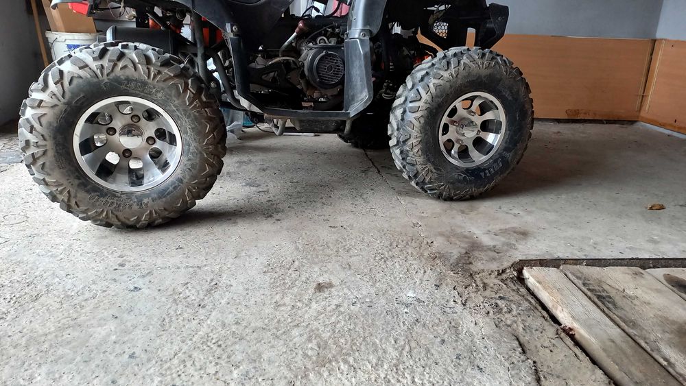 Квадроцикол ATV 200 кубив