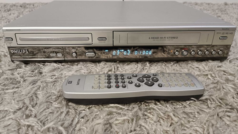Magnetowid Nagrywarka VHS PHILIPS DVD 630VR 6głowic HI-FI STEREO pilot