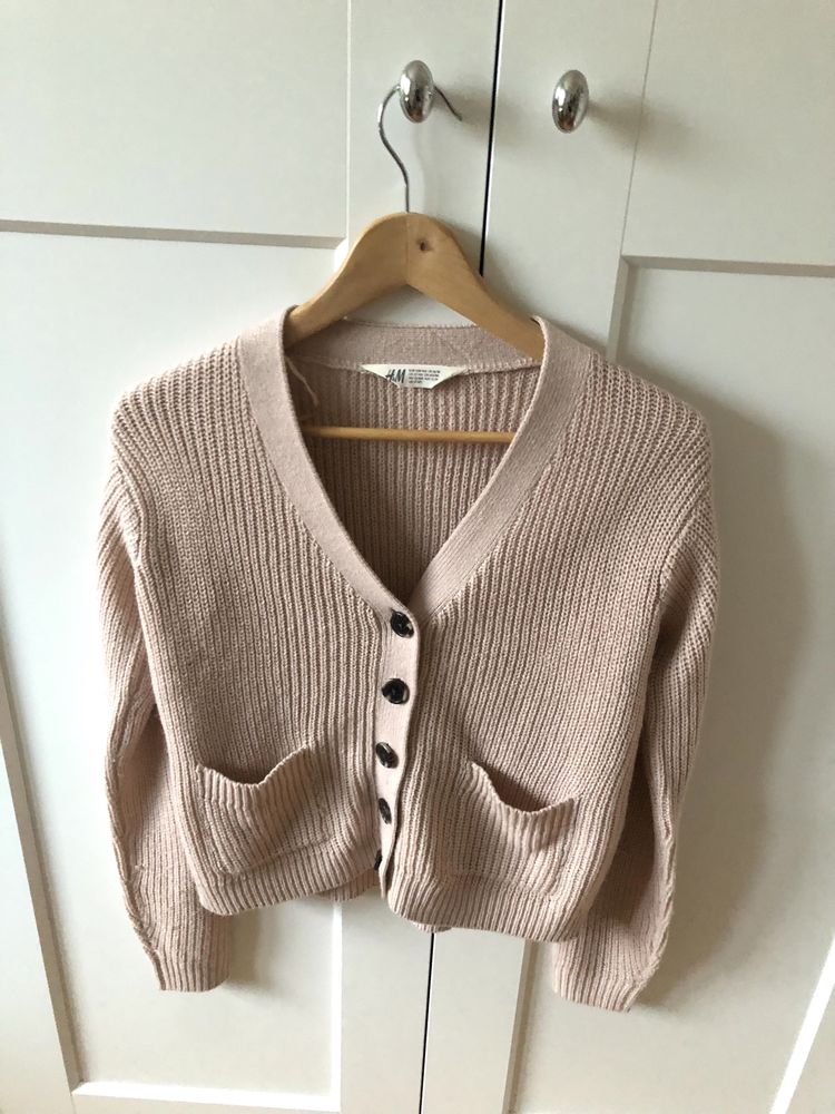 Sweter cardigan różowy w prążki