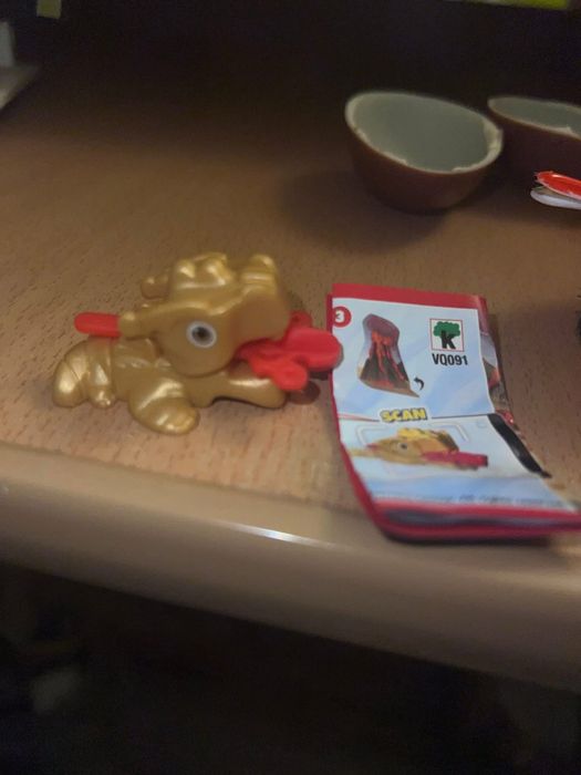 Figurka kinder niespodzianka