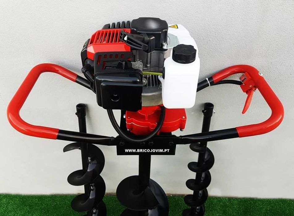 Perfurador de Solo / Brocadora - Motor 52cc + 3 brocas - Novos