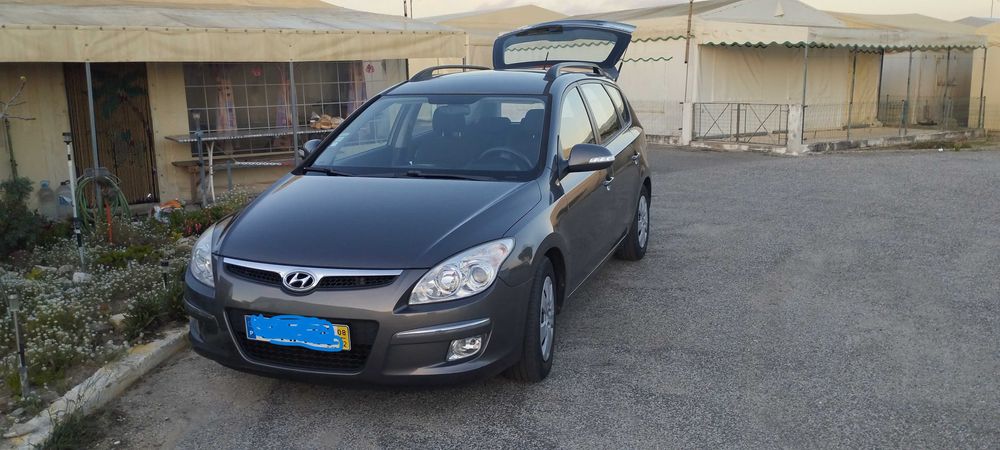 Vendo Hyundai I30 1.6 CRDI 110 CV de Dezembro de 2008