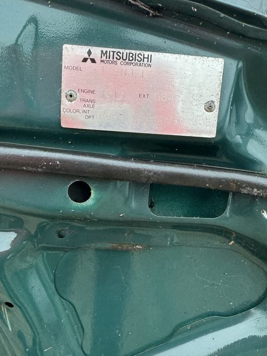 Капот митсубиси лансер 6