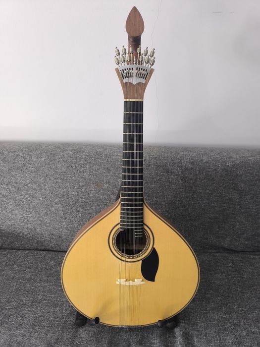 Guitarra Portuguesa de Coimbra - modelo meio Luxo