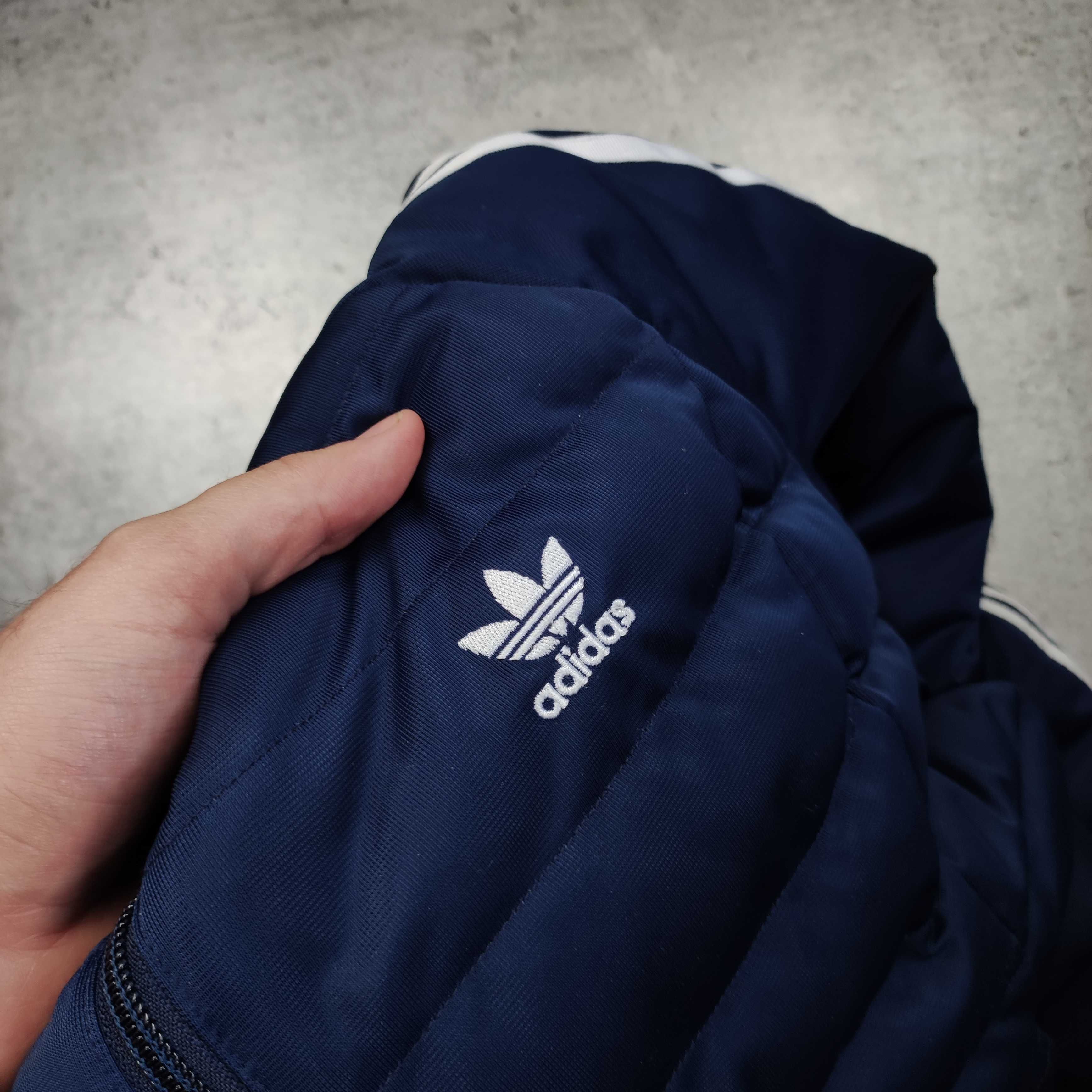 DAMSKA Kurtka ADIDAS Granatowa Ciepła PUFFER 3 Paski ORIGINALS Logo