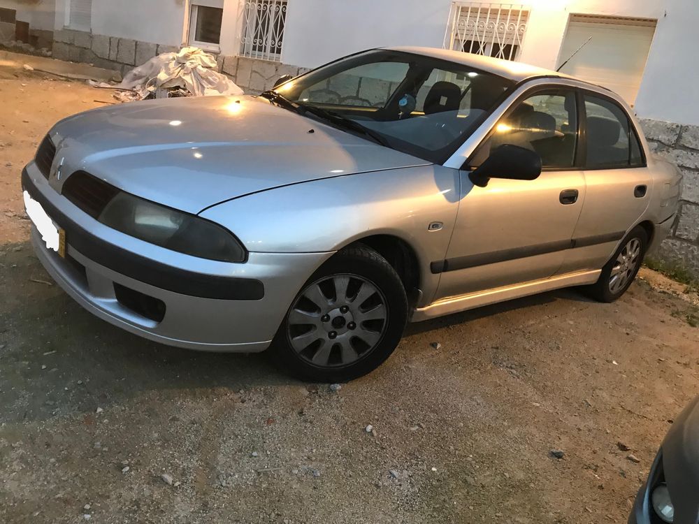 Mitsubishi Carisma 2002