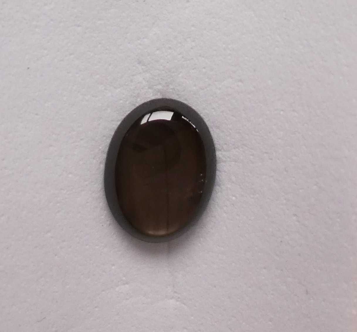 Safira natural estrela, Cabochão, 2.27 ct. Certificado, e Selado