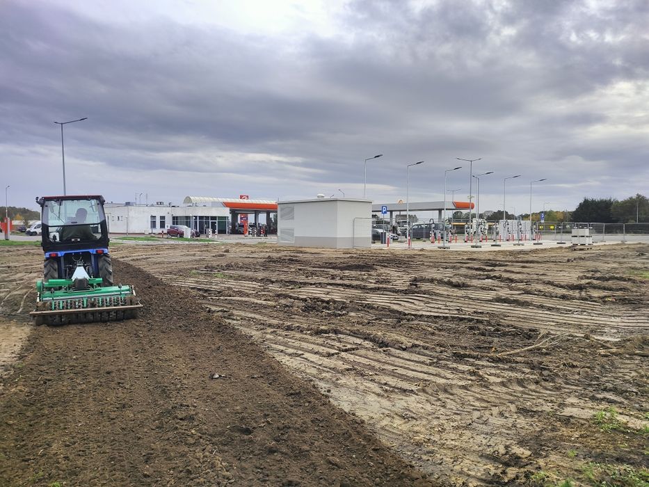 ZielonyDywan Glebogryzarka separacyjna, siew trawy.