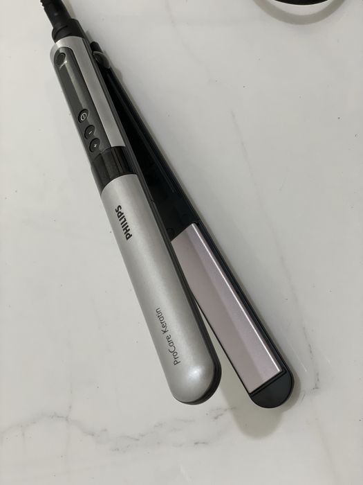 Выпрямитель волос Philips ProCare Keratin