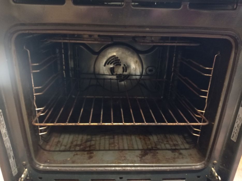 Вбудована духовка шафа бу