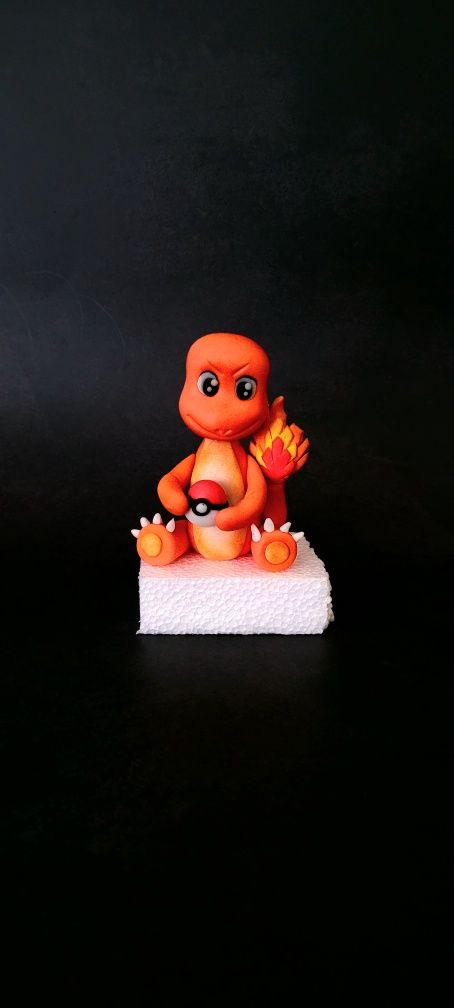 Figurka Charmander Pokemon z masy cukrowej