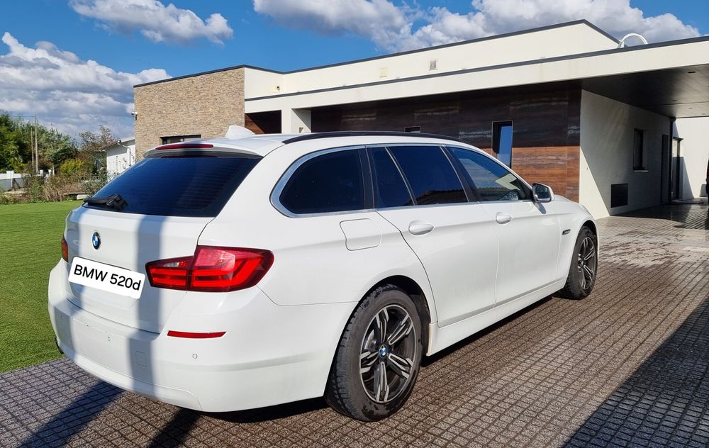 BMW 520D Touring F11