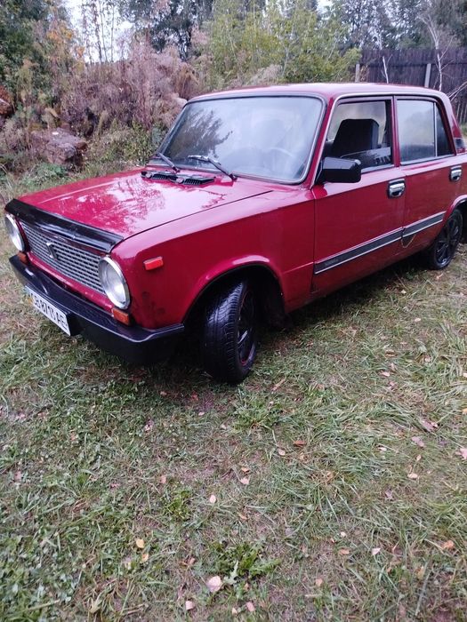 Продам ваз 21011