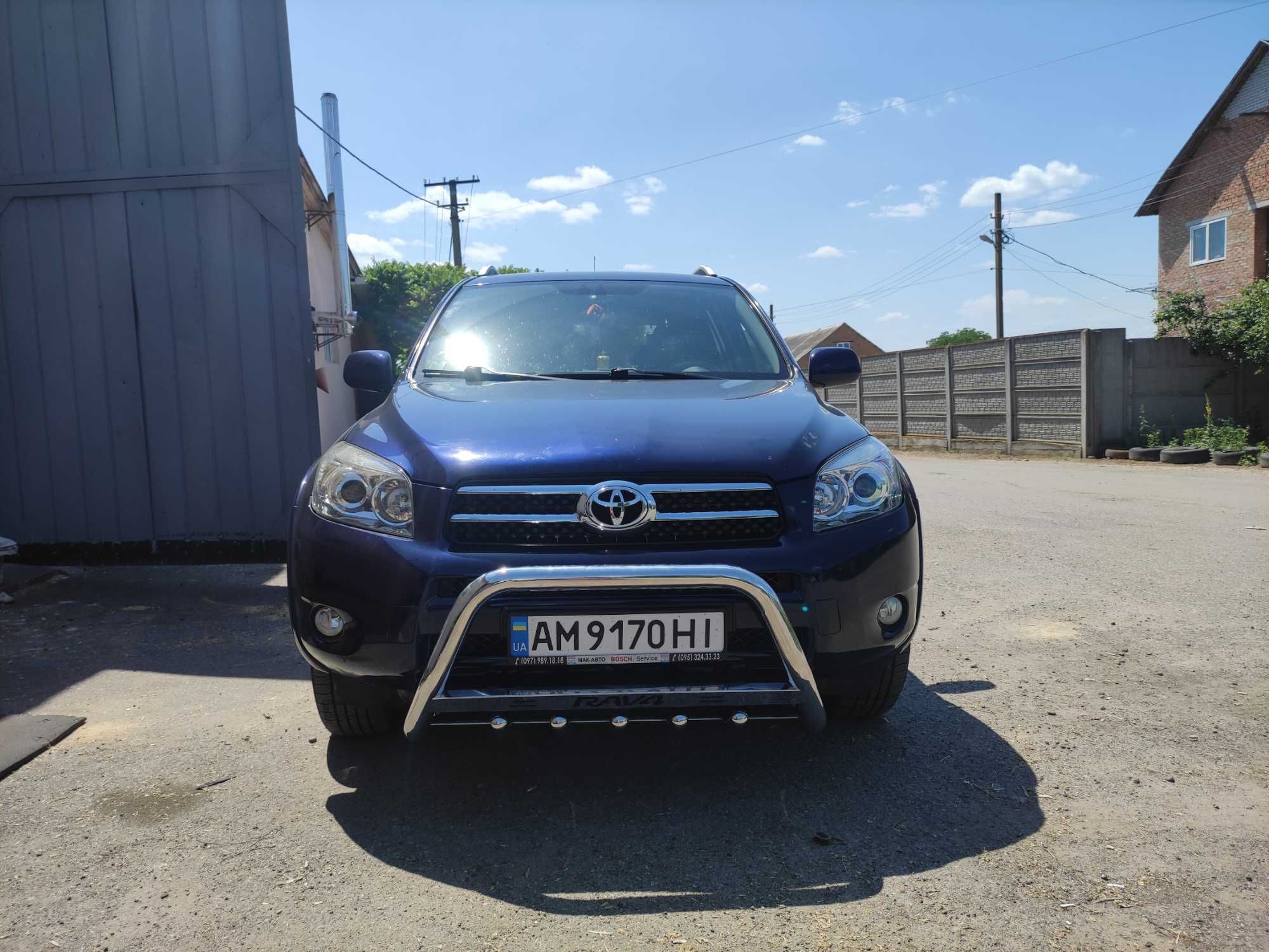 Пороги TOYOTA RAV 4 2000+-2019+ Бокові труби Кенгурятніки Уси