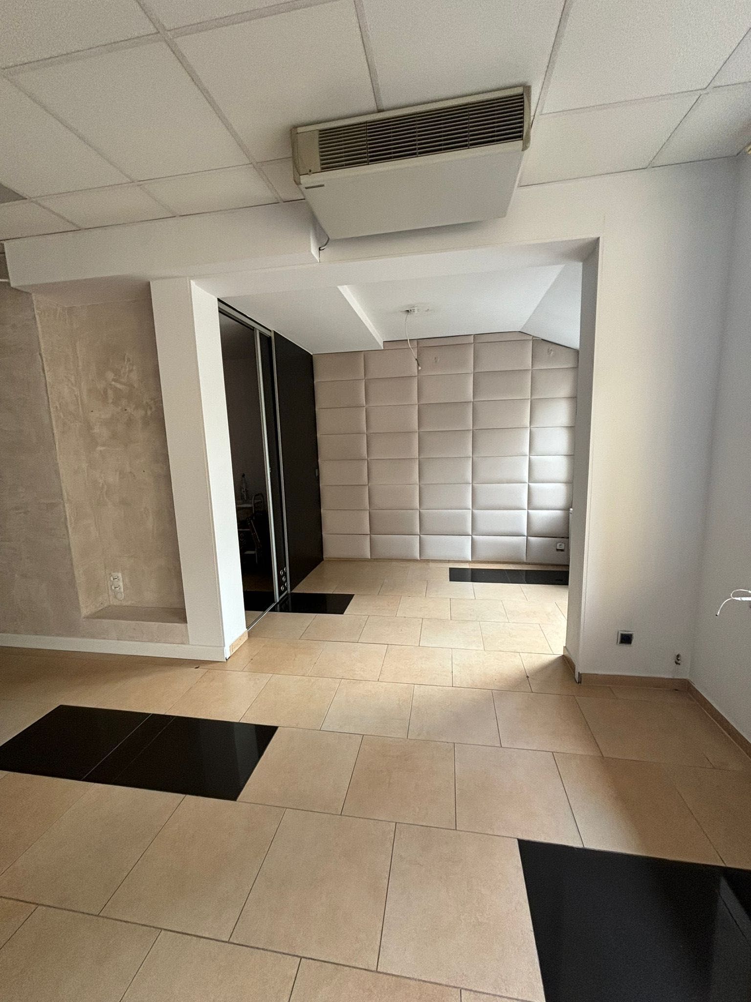 LOKAL USŁUGOWY w ścisłym centrum