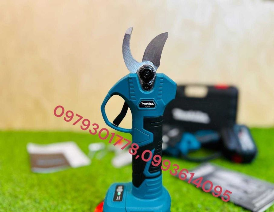 Аккумуляторная Міні пилка Makita DUC365BL + Сікатор DMT60BL (36V-6Ah)