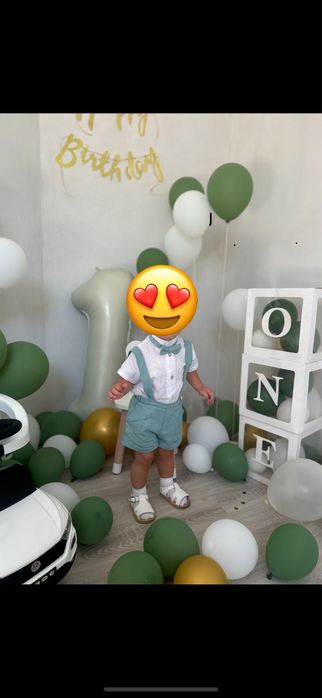 Костюм на 1 рік, сандалі в подарунок