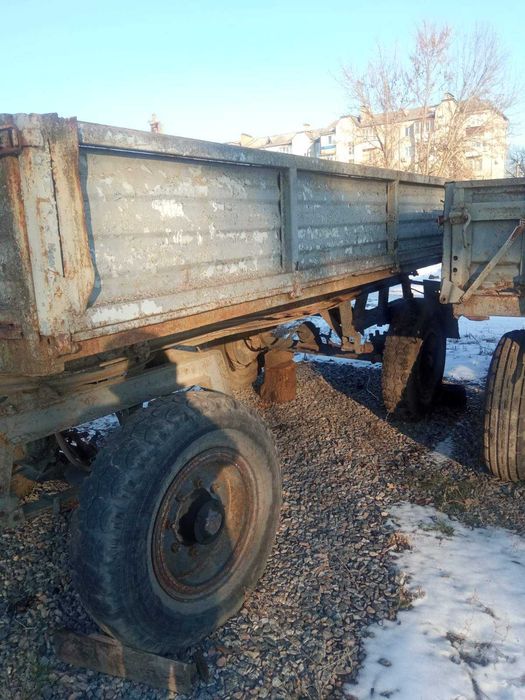 Продам причіп ІФА тракторний 2ПТС-4
