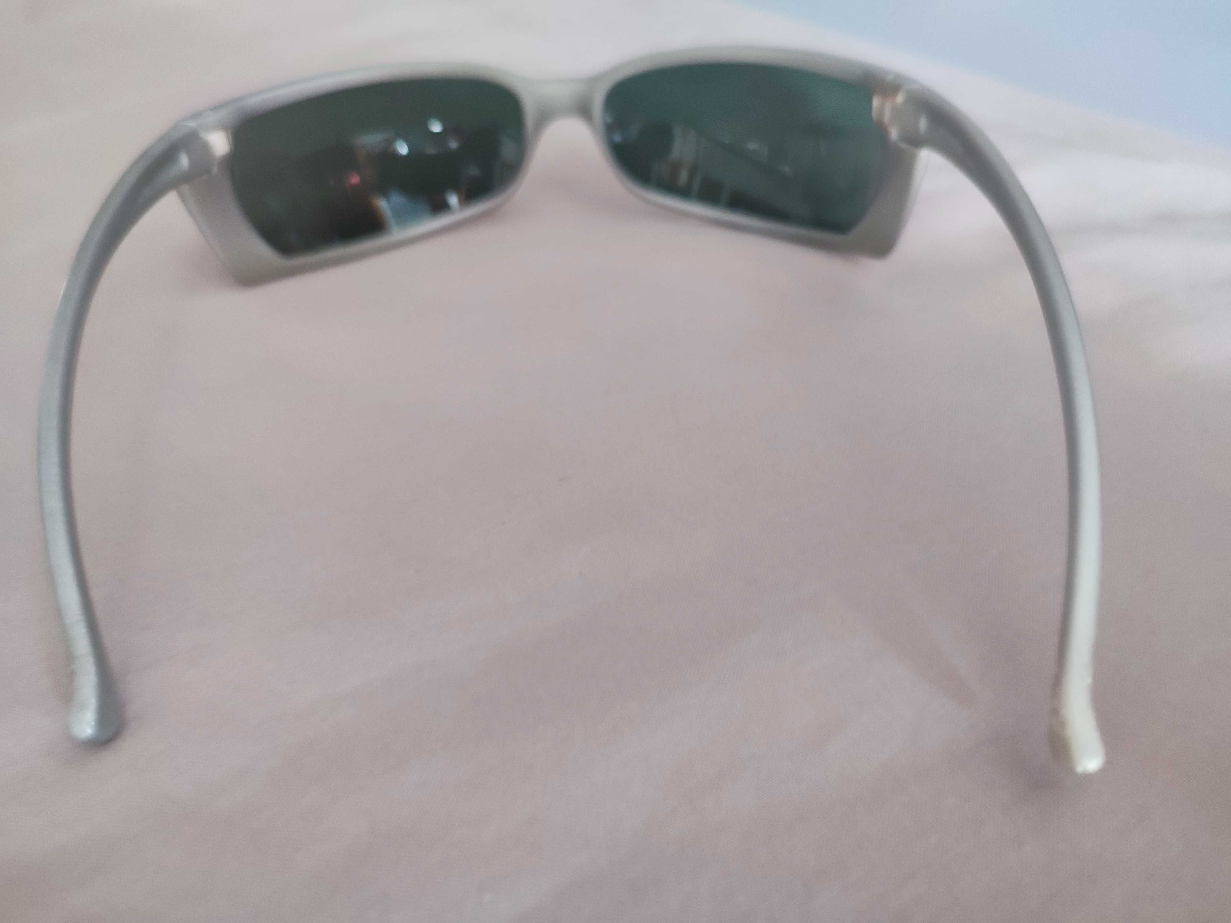 Óculos de Sol Arnette sem uso
