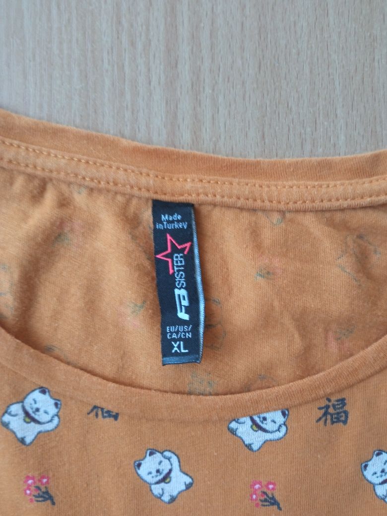 Koszulka damska pomarańczowa z napisem i nadrukiem w koty XL