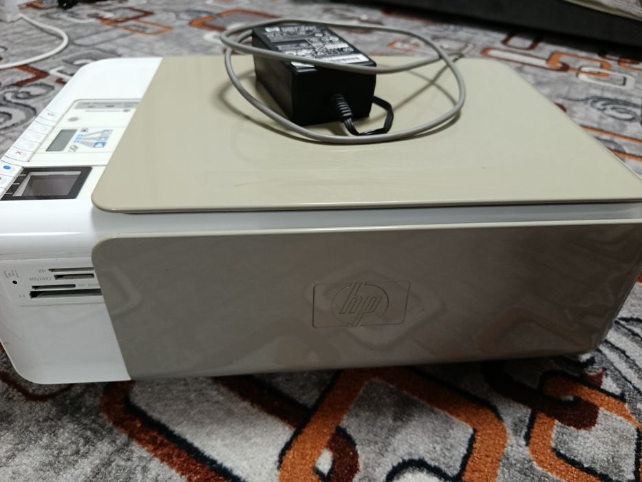 Принтер HP.3 в одном.