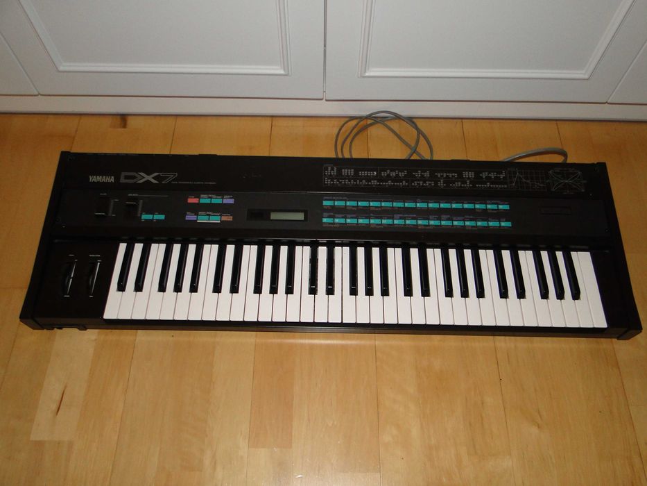 Legendarny Syntezator YAMAHA DX7.Piękny Stan.Okazja